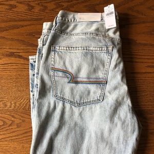 90s Boyfriend Jeans 🌈